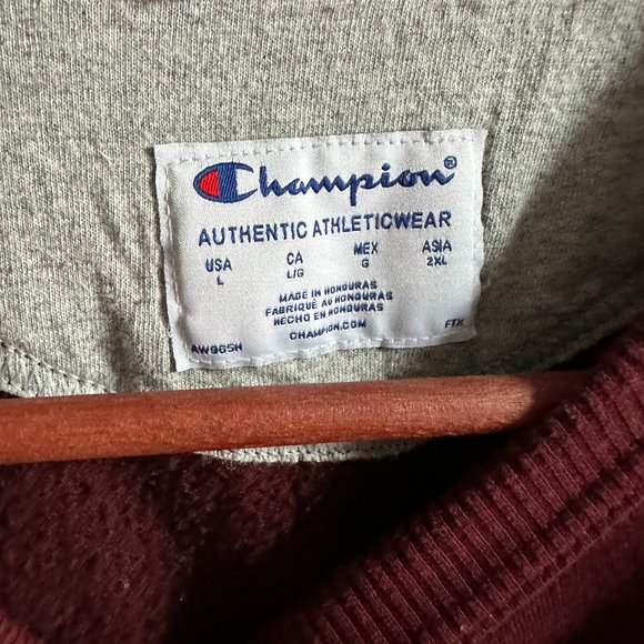 Unisex Champion Sweatshirt Maroon like new size large - Picture 3 of 3